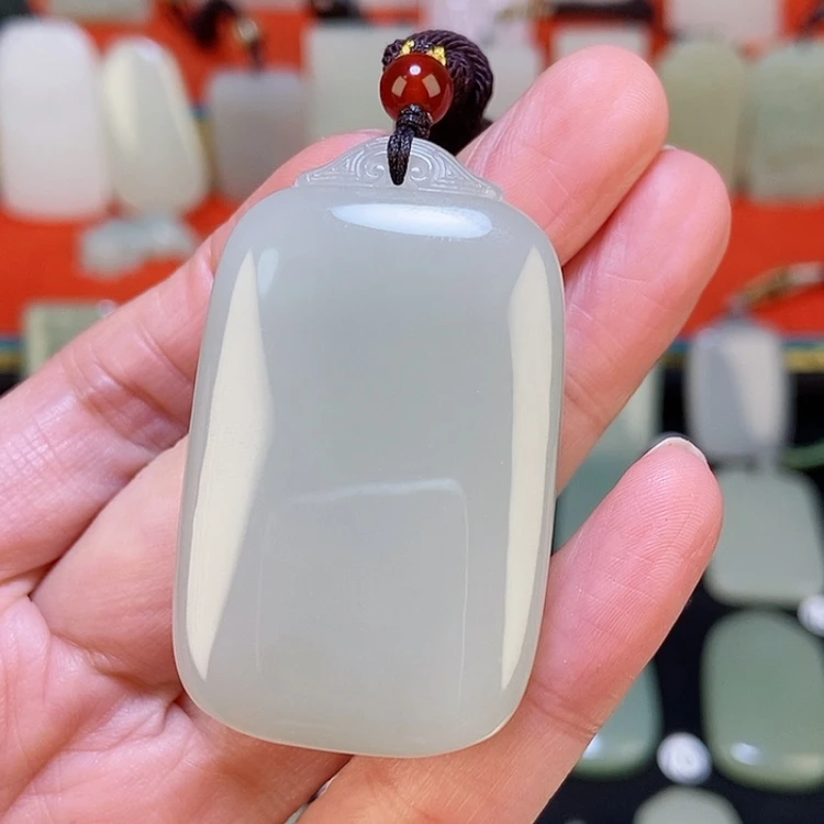 【闪购商品】颈饰未镶嵌和田玉