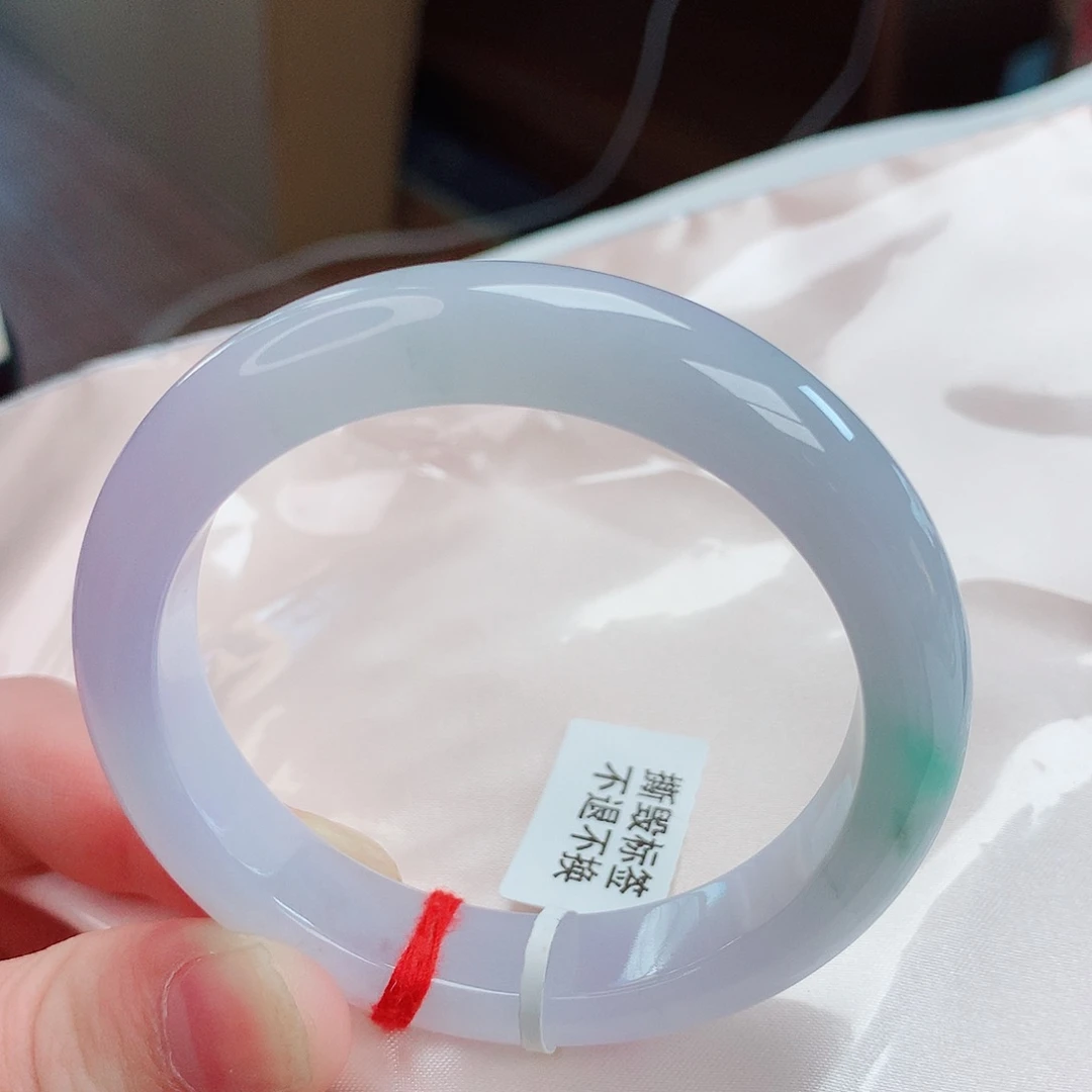 翡翠手镯未镶嵌天然翡翠A货