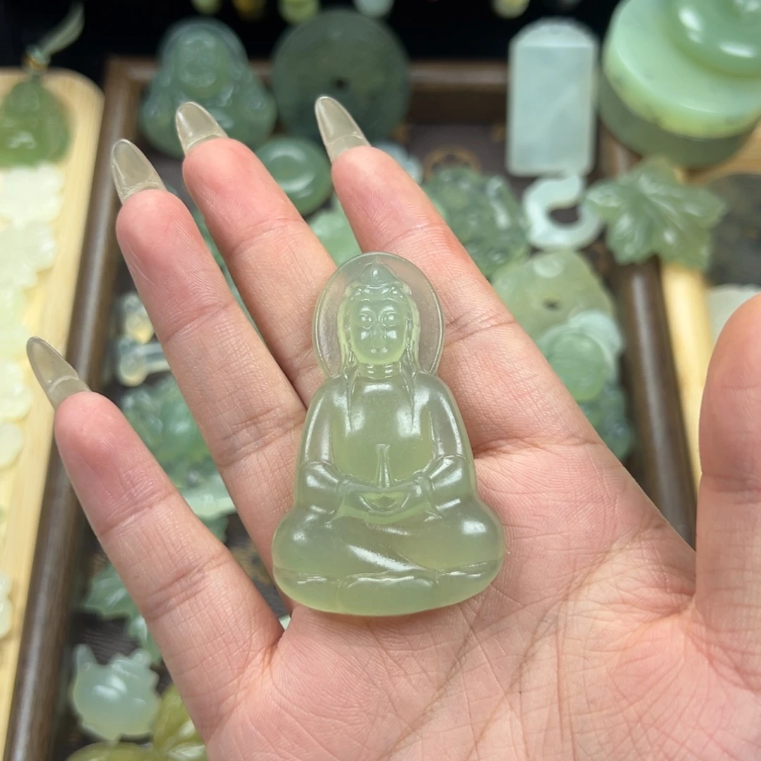 z***人合金蛇纹石玉颈饰观音2号