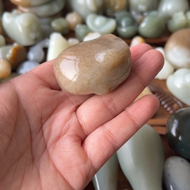 颈饰未镶嵌和田玉钱*宝