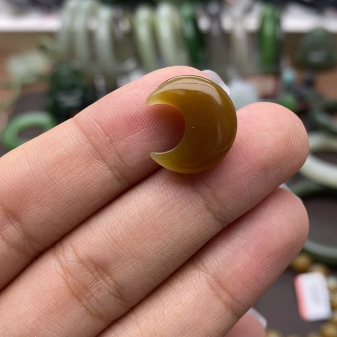颈饰未镶嵌和田玉（糖玉）南**珣