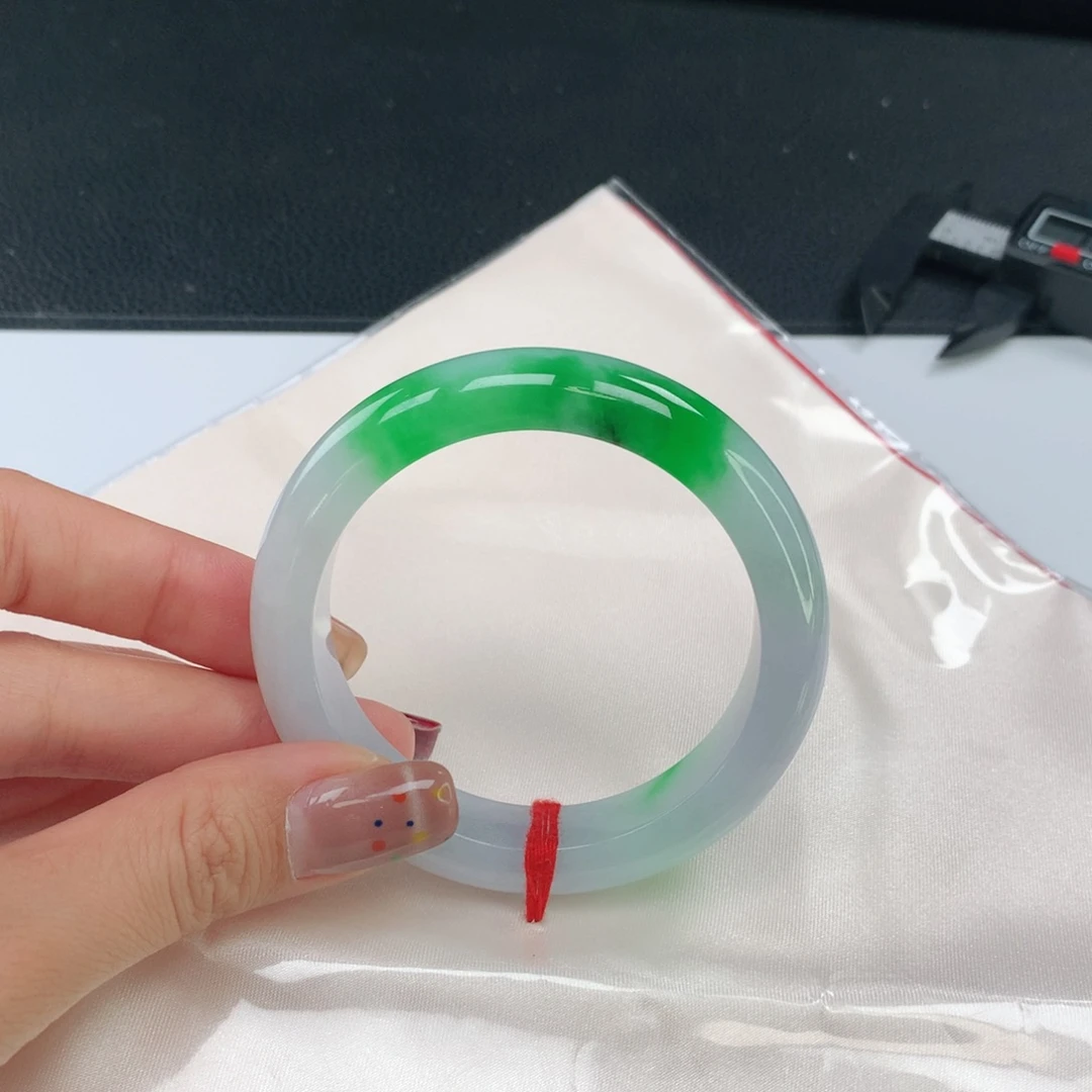 未镶嵌手镯翡翠501