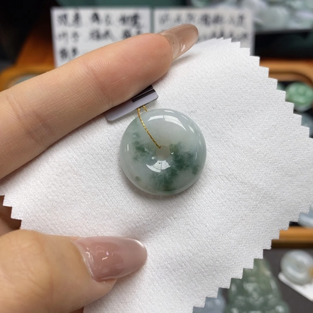 颈饰未镶嵌翡翠平安