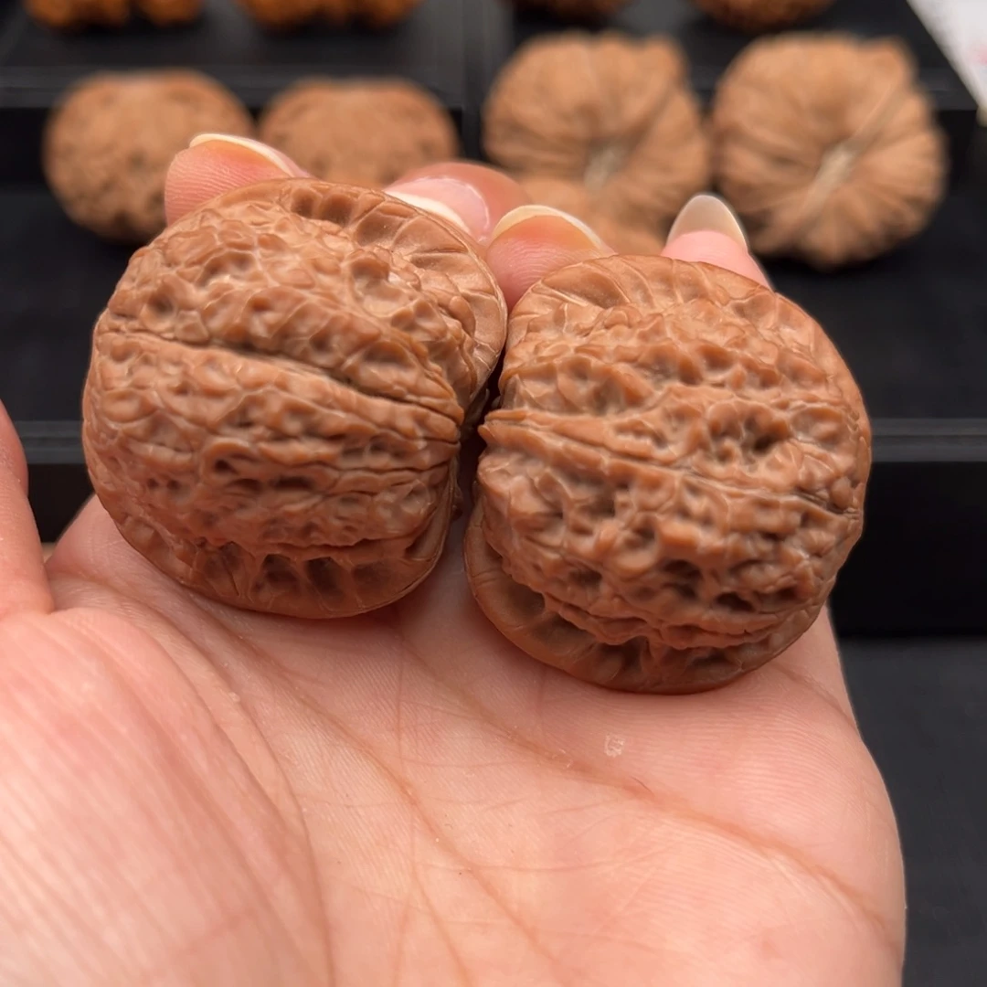 【闪购商品】吊坠文玩核桃h****?原树血麒麟