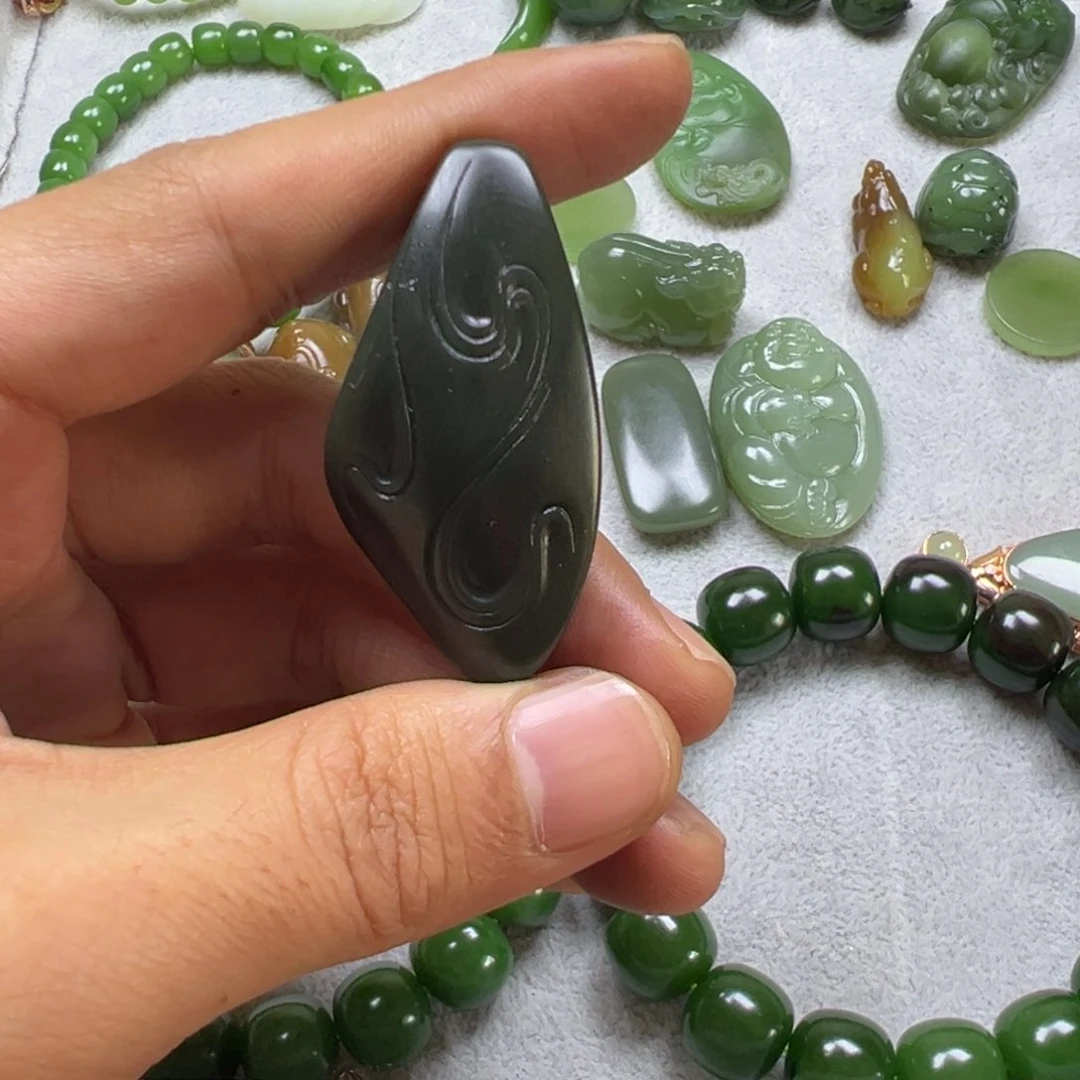 【闪购商品】和田玉挂件未镶嵌昙****