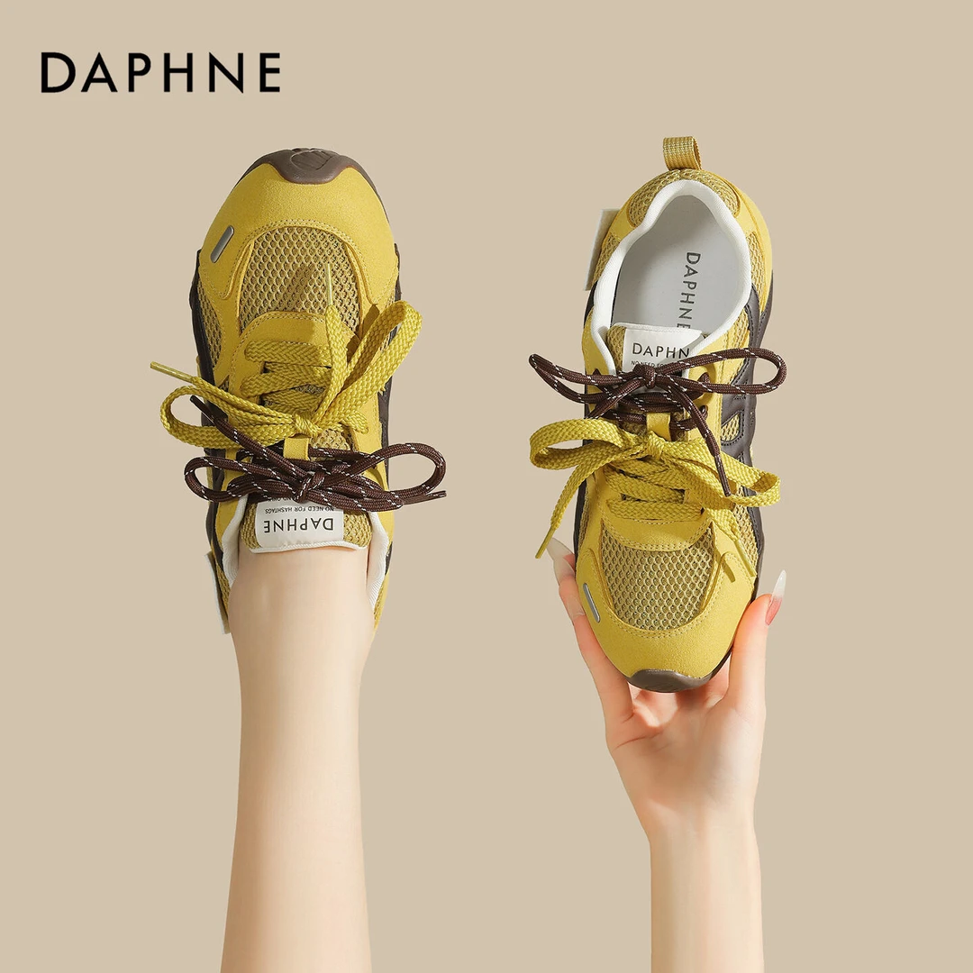 达芙妮轻便休闲慢跑德训鞋女2025新款夏季网面透气百搭运动阿甘鞋