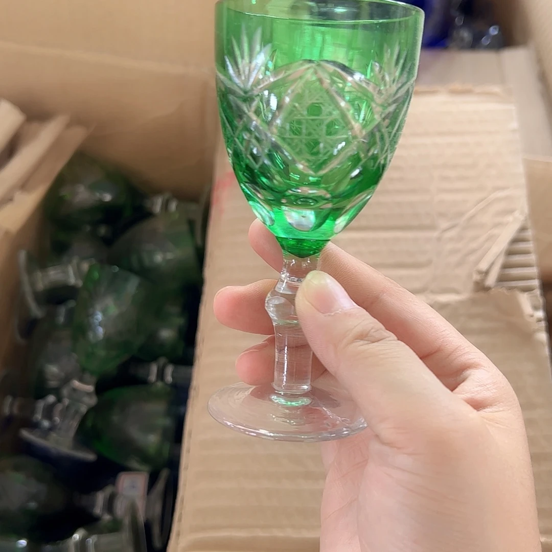 水晶玻璃高脚款微瑕一个