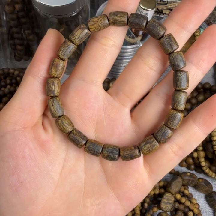 牛***豆沉香沉香碎屑莺歌绿奇楠99沉07树心油6克➕