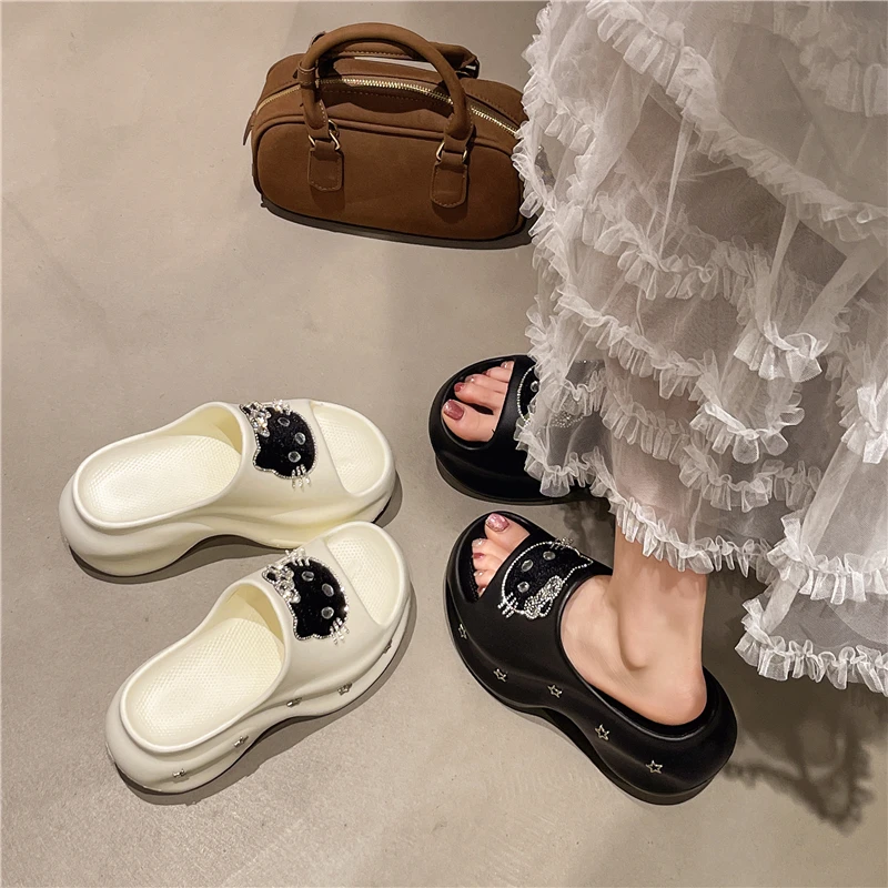 厚底增高一字拖鞋女外穿2025春夏新款洞洞鞋可爱小个子沙滩凉拖鞋