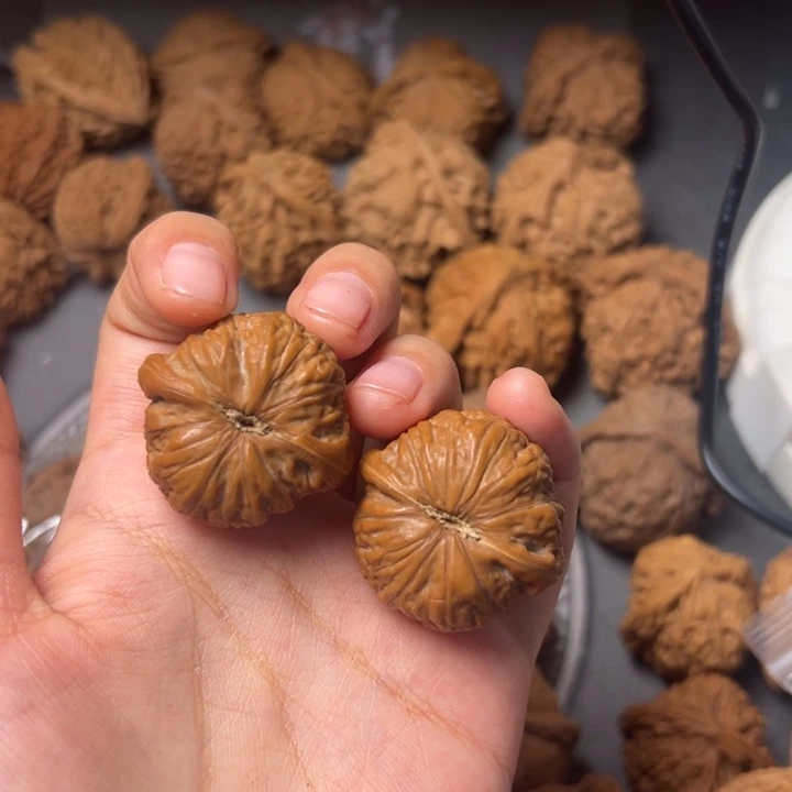 凱***哥吊坠文玩核桃铁锤