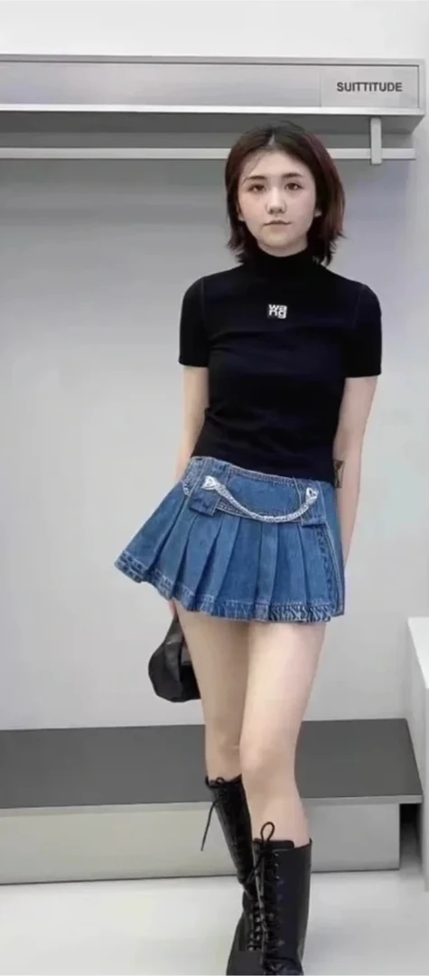 未使用 MaxMara XS*1/Alexander Wang大王 黑色半高领短袖/10396