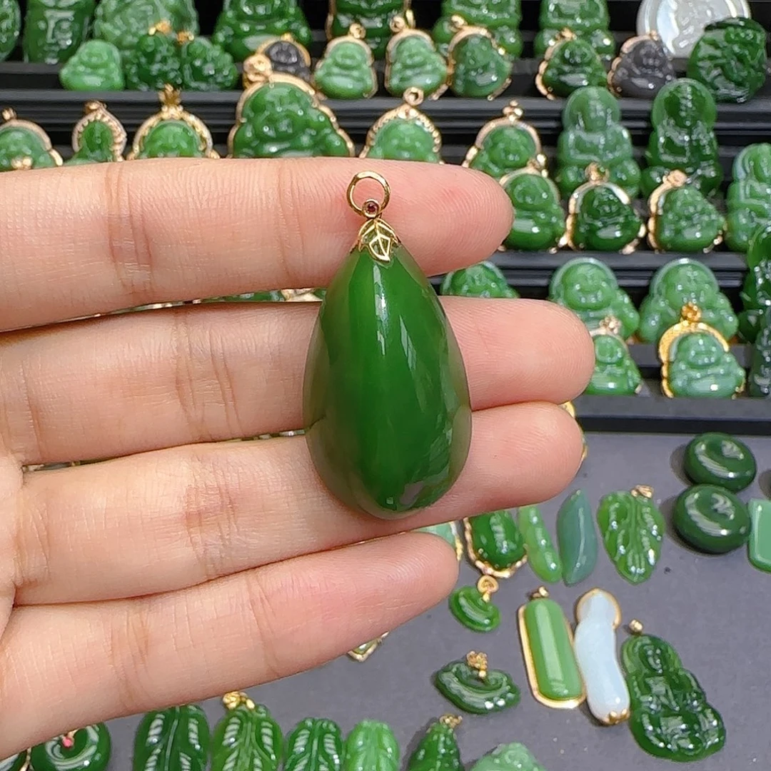 和田玉（碧玉）18K金镶嵌颈饰