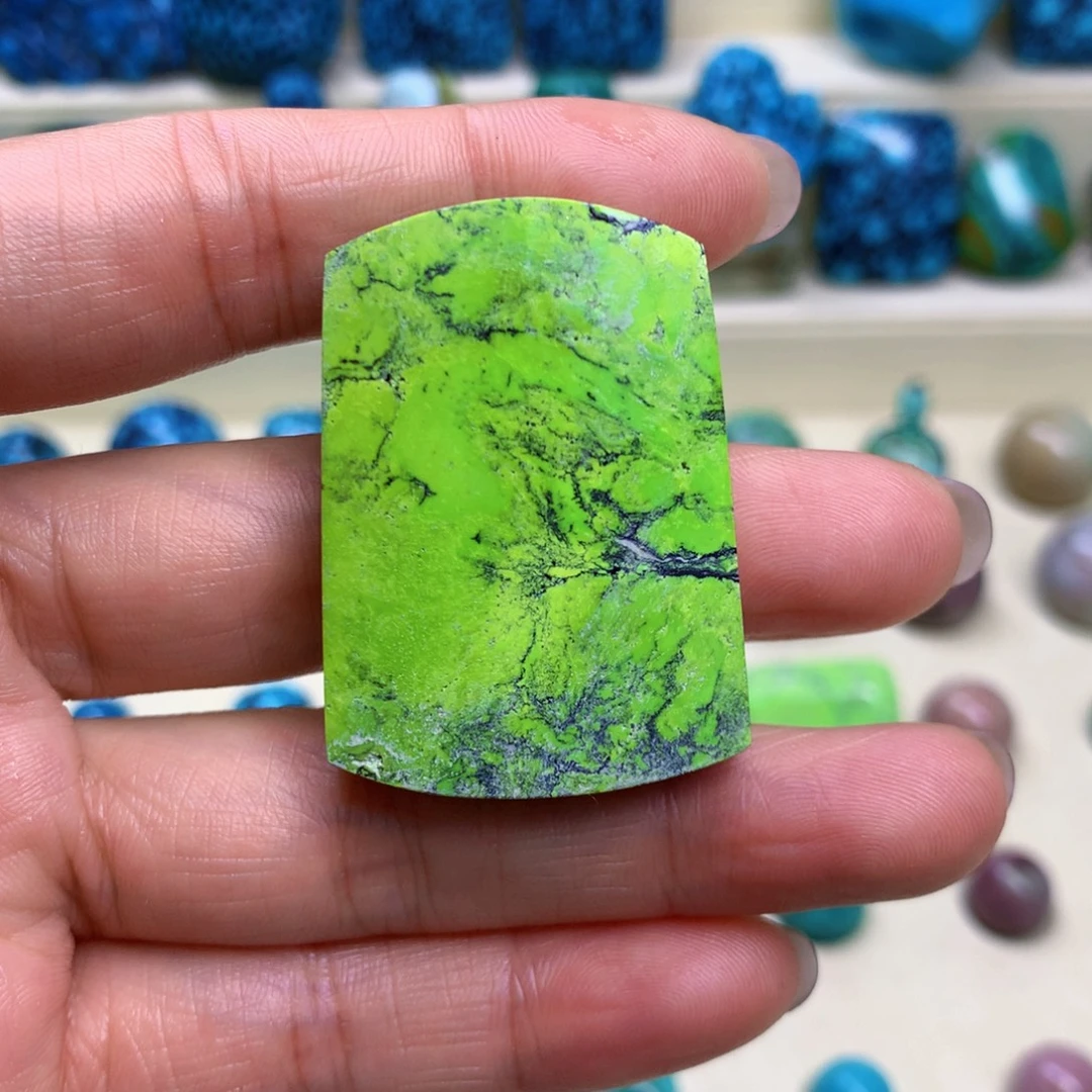 绿松石未镶嵌三彩随行