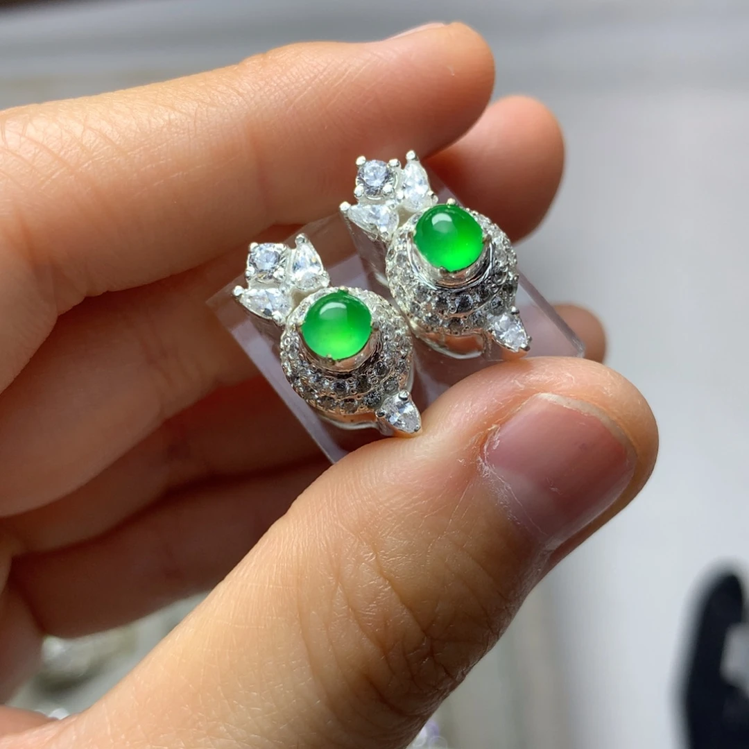 定制翡翠未镶嵌绿耳环