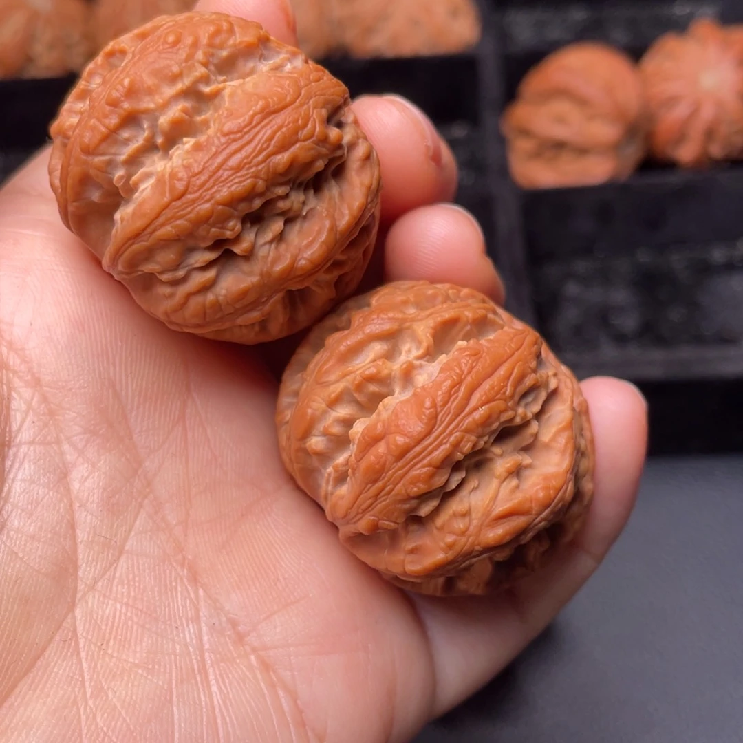 文玩核桃把件秦岭山脉文玩核桃