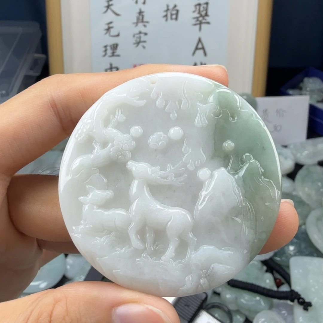 翡翠未镶嵌颈饰翡翠