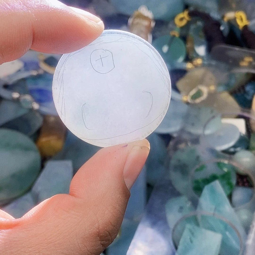 颈饰未镶嵌翡翠翡翠