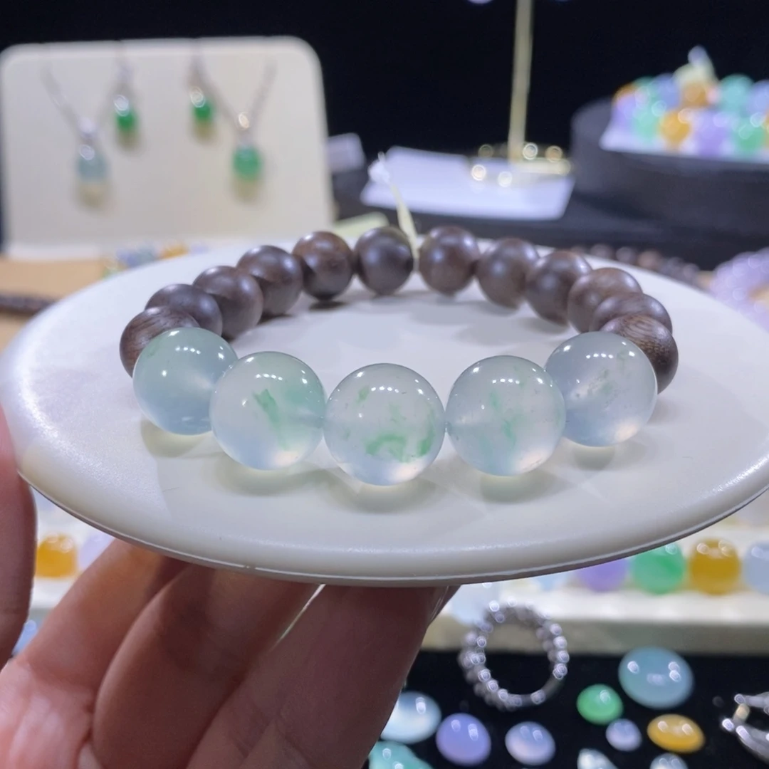 翡翠未镶嵌手串高冰飘阳绿花手串卡13+