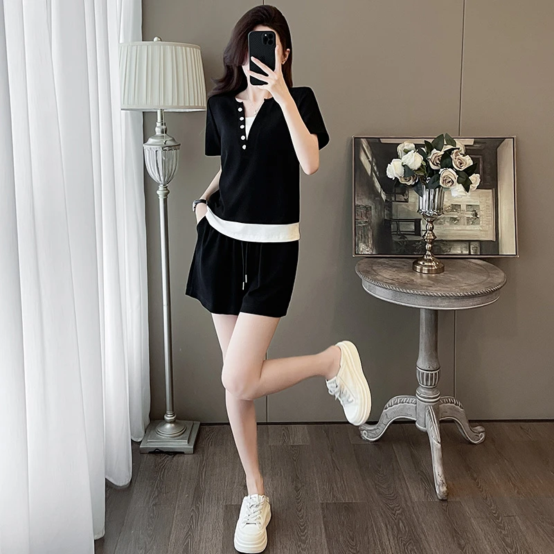 爆款小个子休闲运动套装女夏季高级感气质显瘦V领假两件短袖短裤