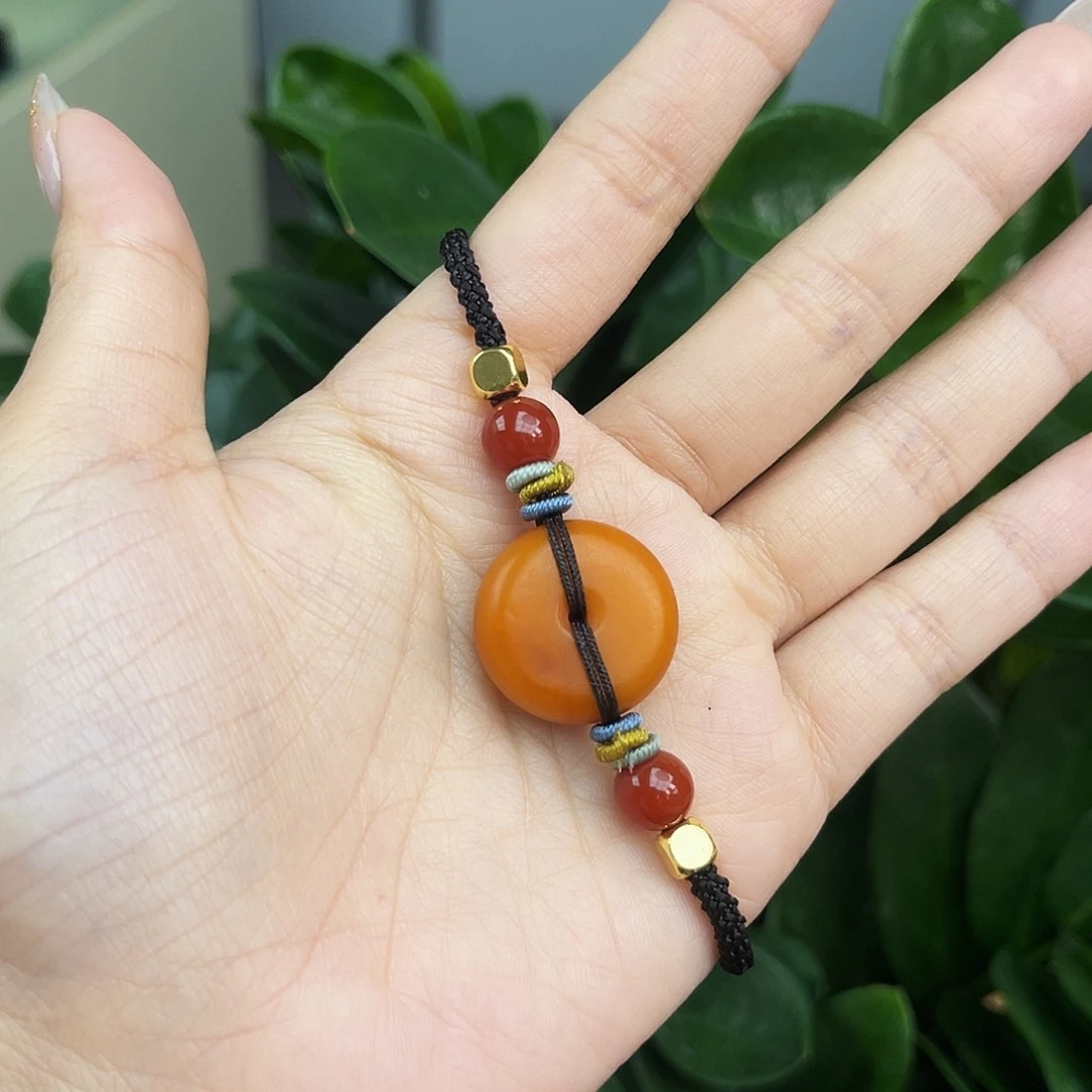 琥珀未镶嵌手链多样性发其一