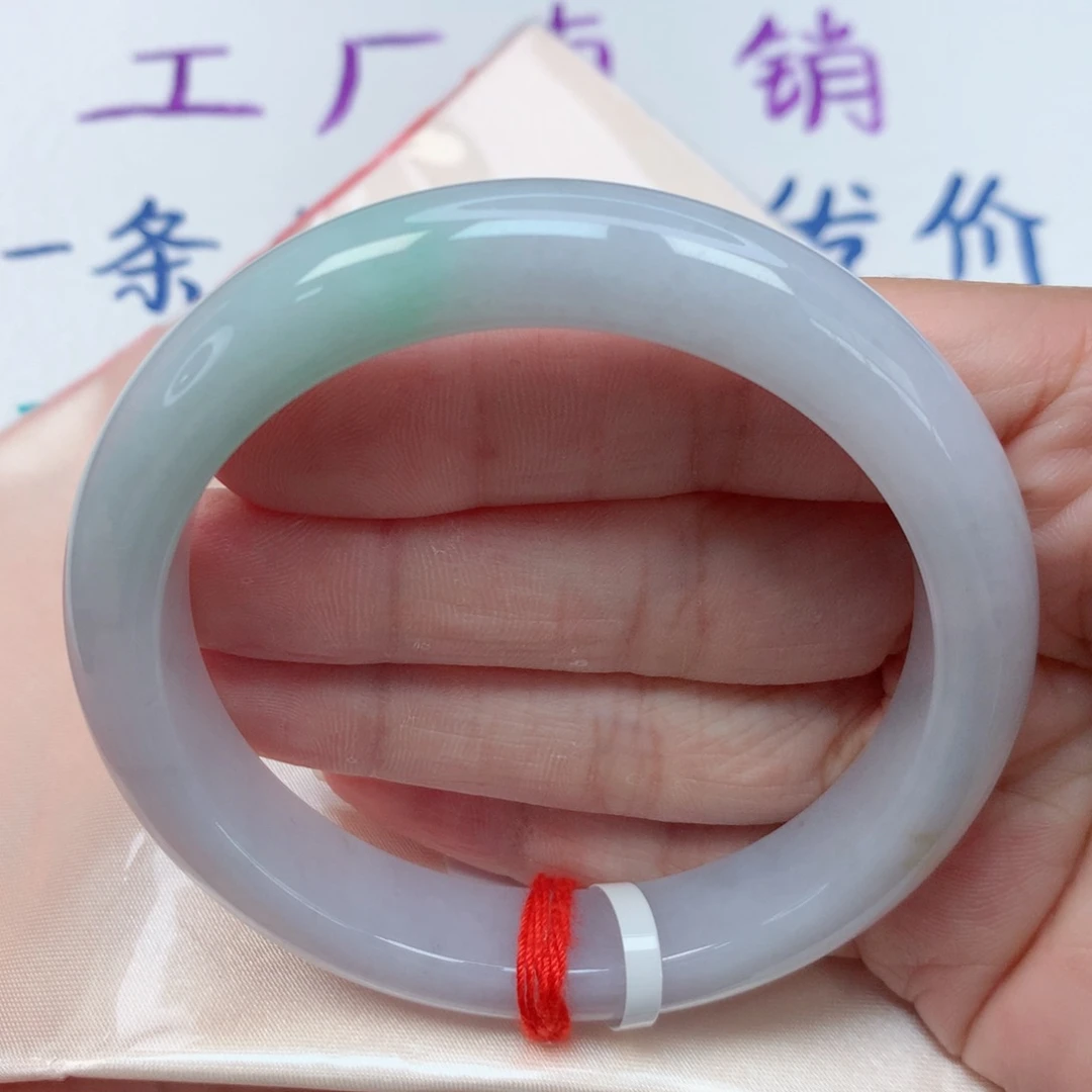 翡翠手镯未镶嵌59.5圈