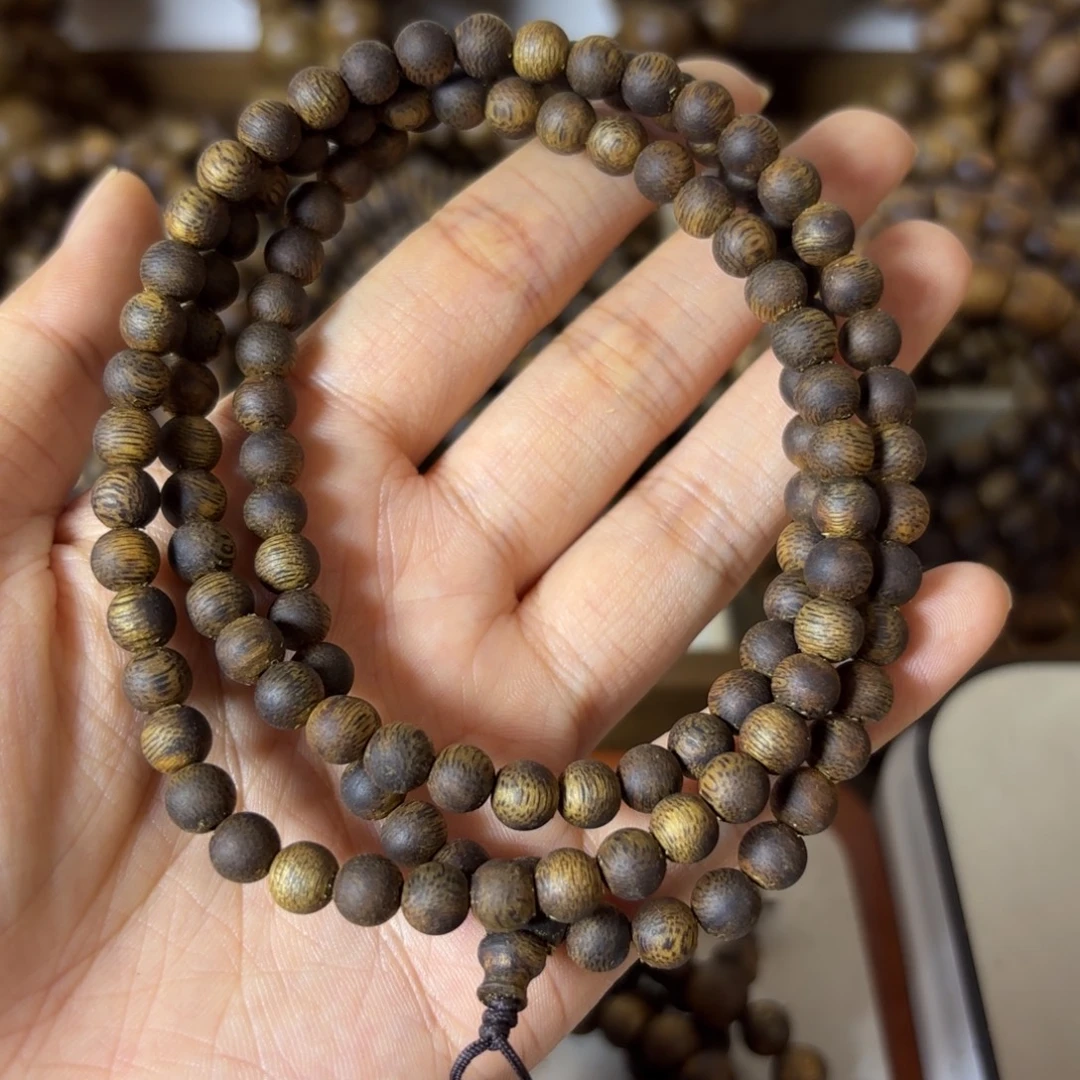 【艺香阁】海南莺歌绿奇楠0.6mm13g+