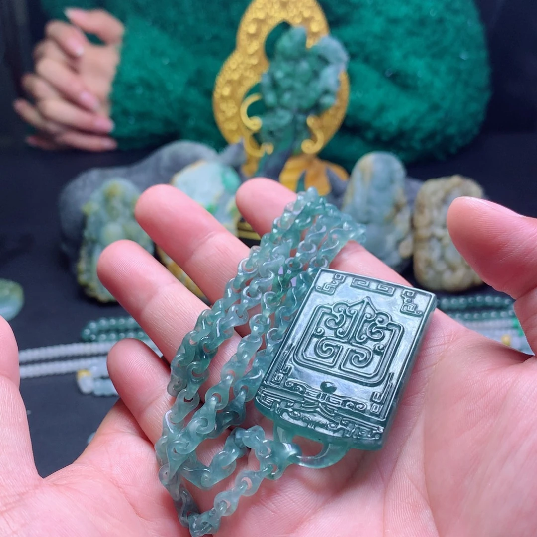 老***黑定制翡翠未镶嵌翡翠