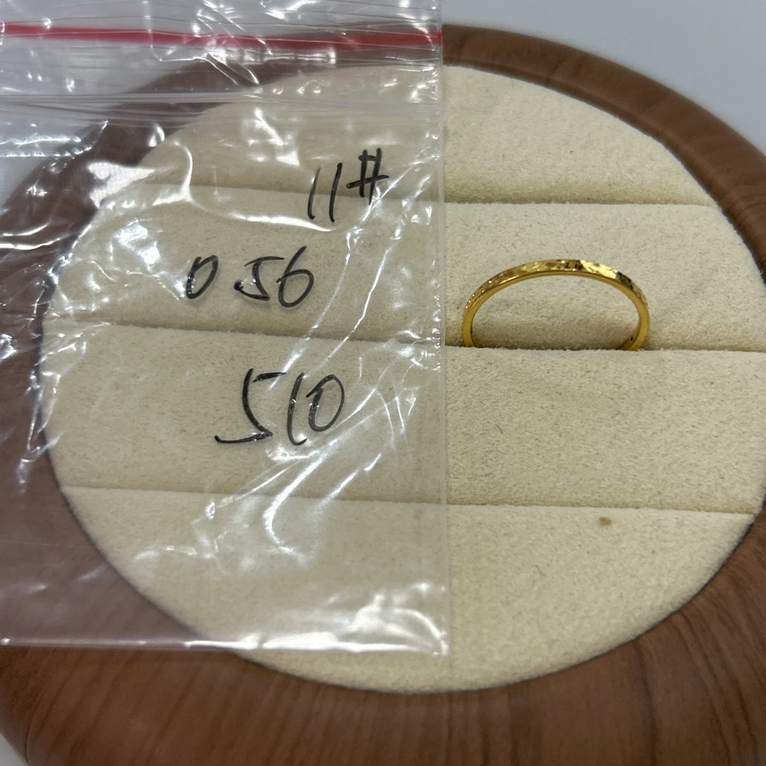 足金999 克重 0.56 克 11 号 碎冰冰戒指