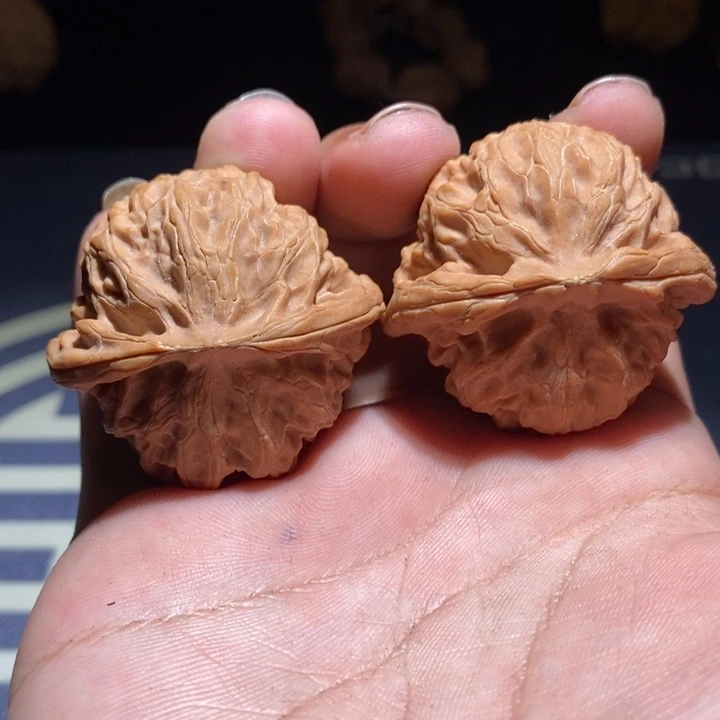文玩核桃吊坠宫灯