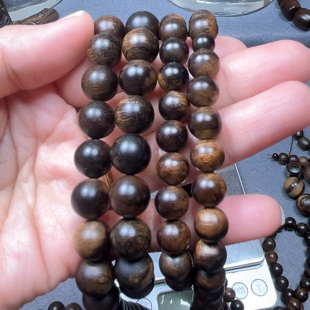 沉香手串北****发白棋瘤疤1.0