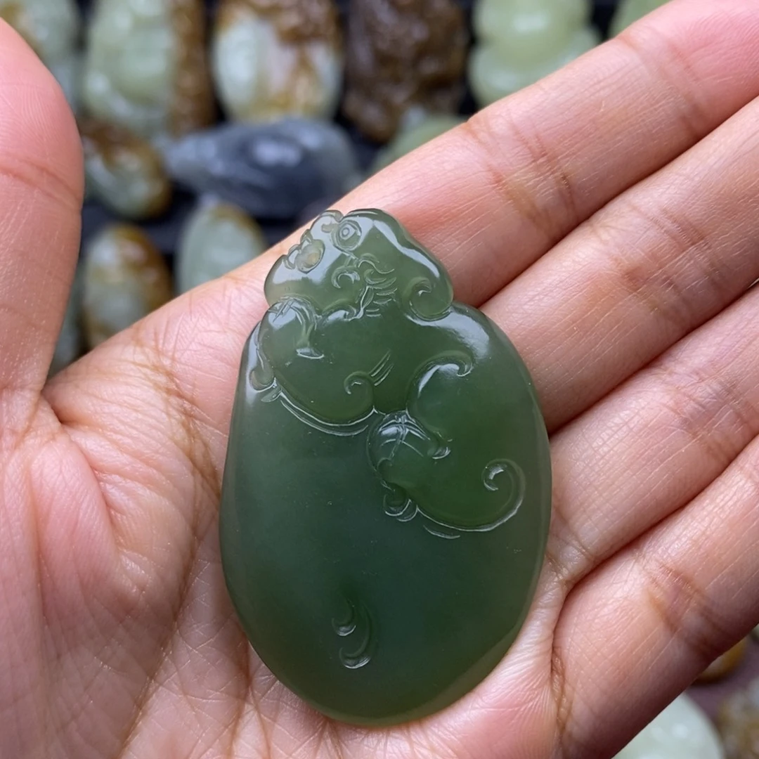 吊坠(不含链)未镶嵌和田玉（糖玉）