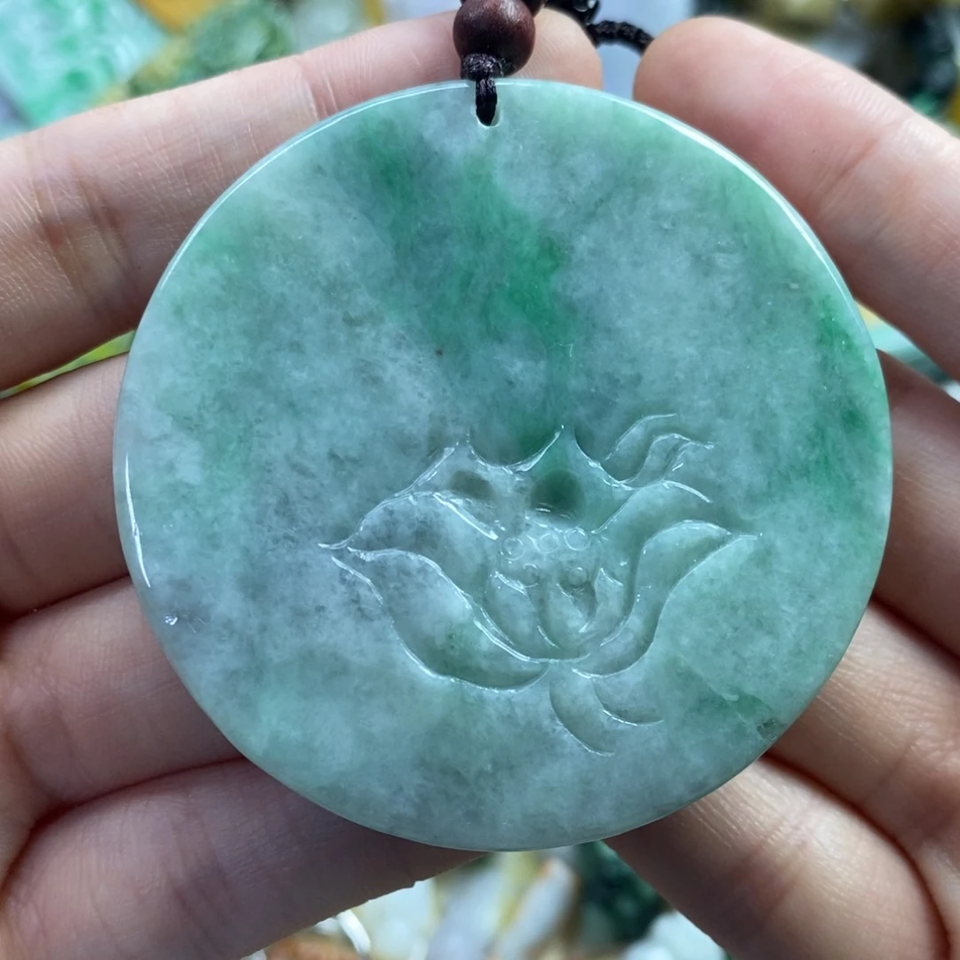 翡翠未镶嵌颈饰吊坠