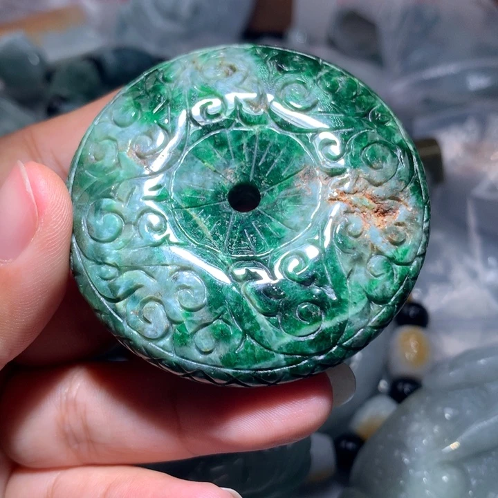 翡翠未镶嵌颈饰保真天然A货翡翠