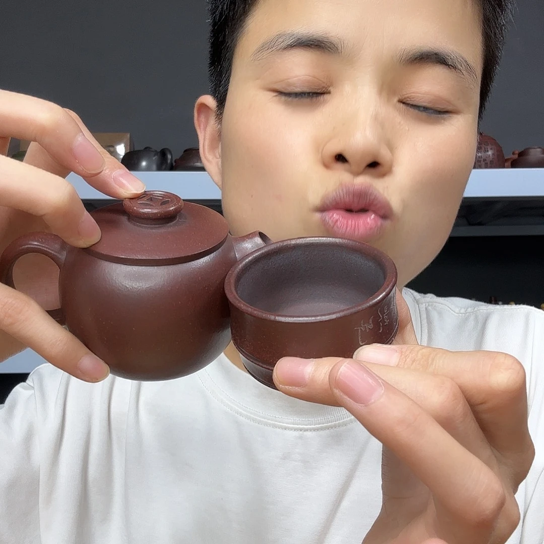 茶壶底槽青民间手艺人全手工制作