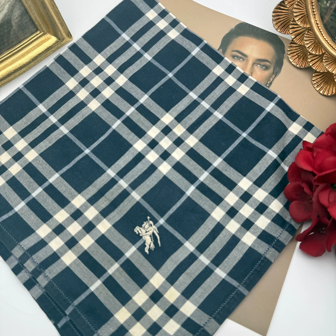 99新 BURBERRY/博柏利 海囤 巴宝莉 丝巾/yy04891