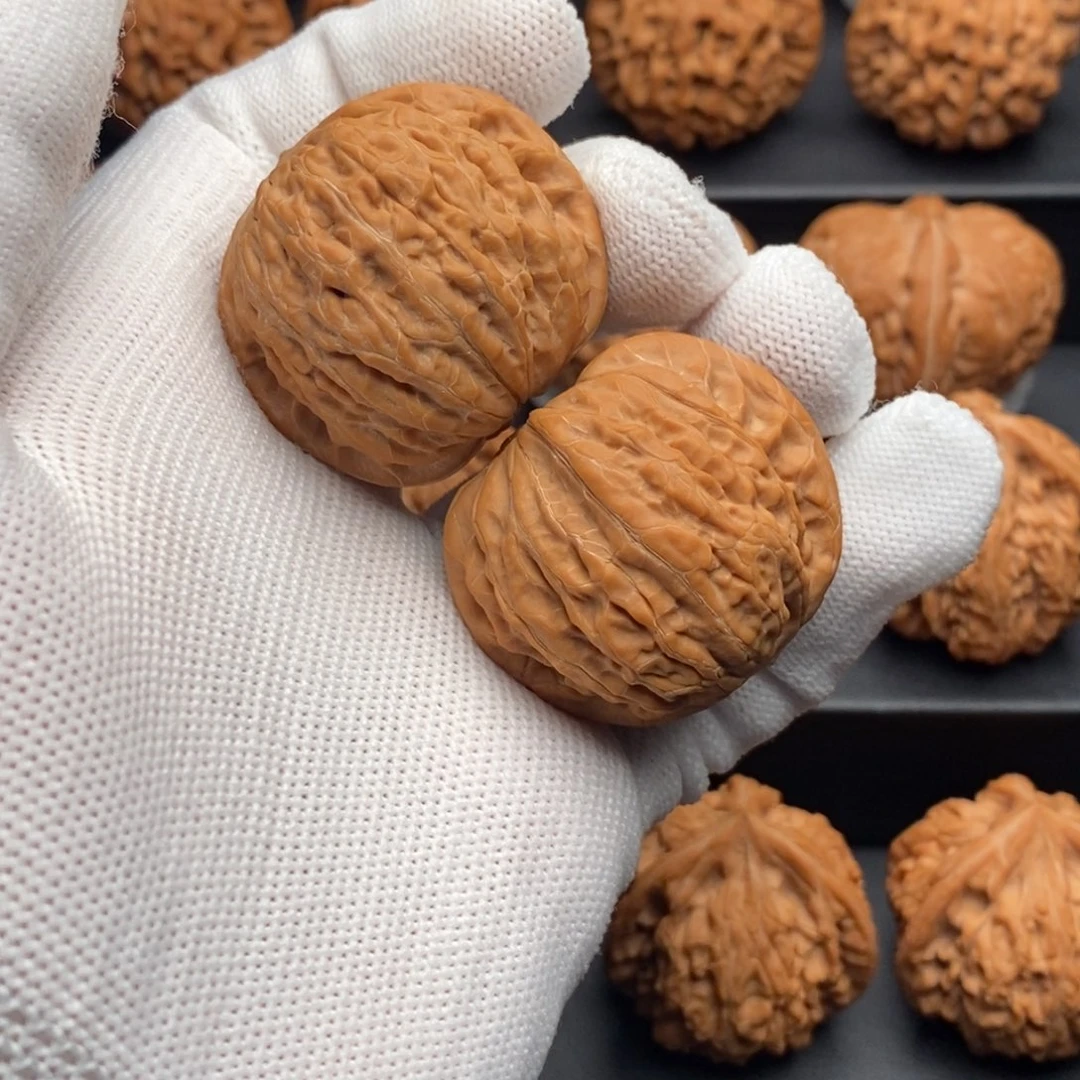 ****G文玩核桃吊坠39铁锤