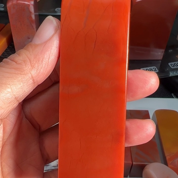 远***泊老挝石优质润地印石