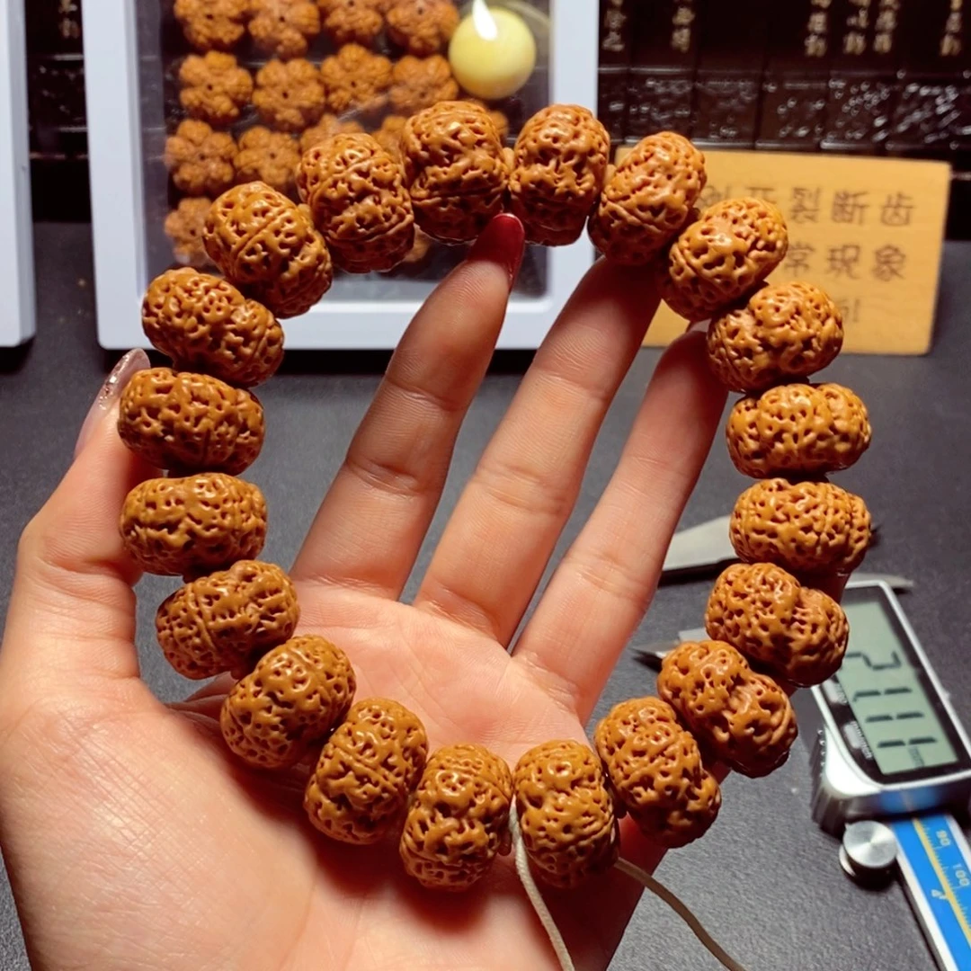 金刚菩提吊坠21尺寸板王