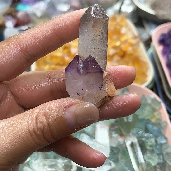 查罗石珠宝半成品合金水**家