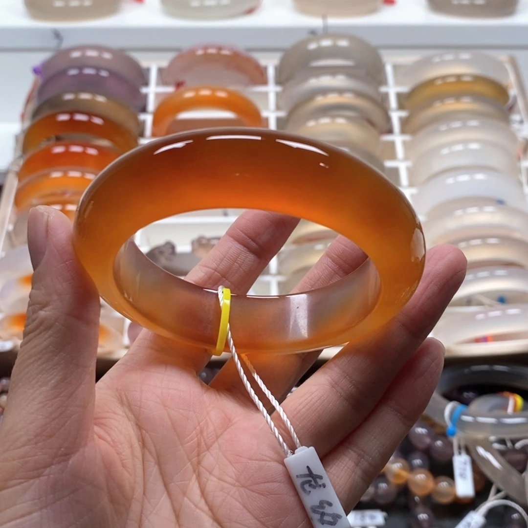 玛瑙/玉髓手镯未镶嵌龙鳞满圈57.8