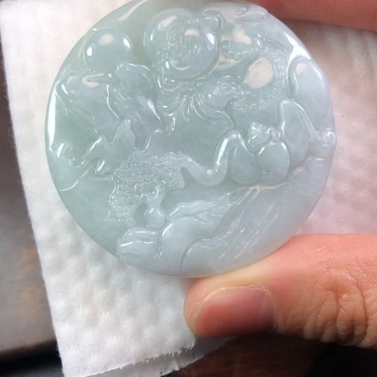 翡翠未镶嵌颈饰缅甸A货，每天下午1点半开播