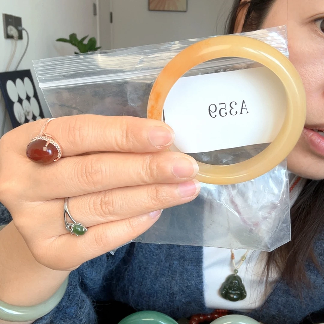 石英质玉未镶嵌手镯