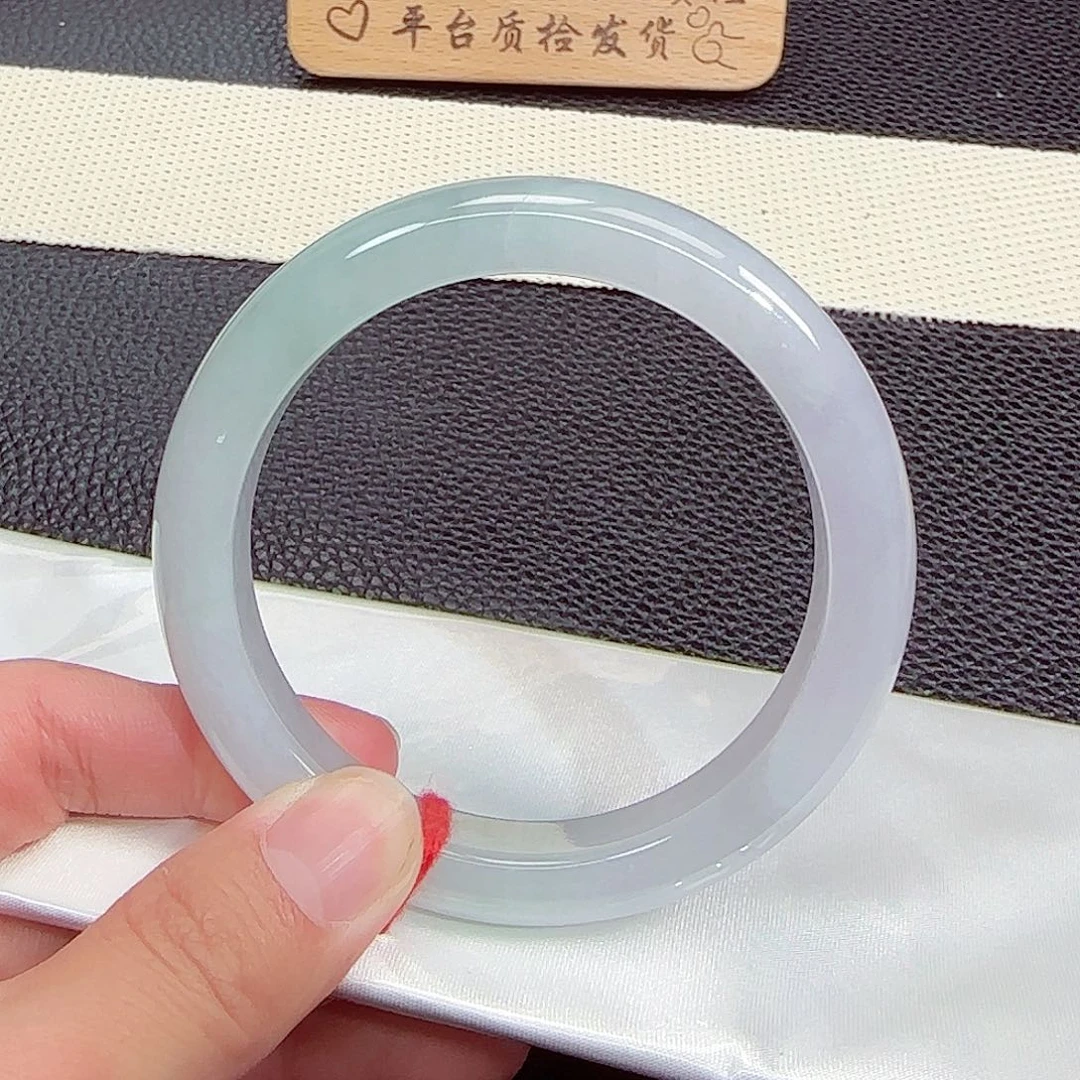 翡翠手镯未镶嵌591