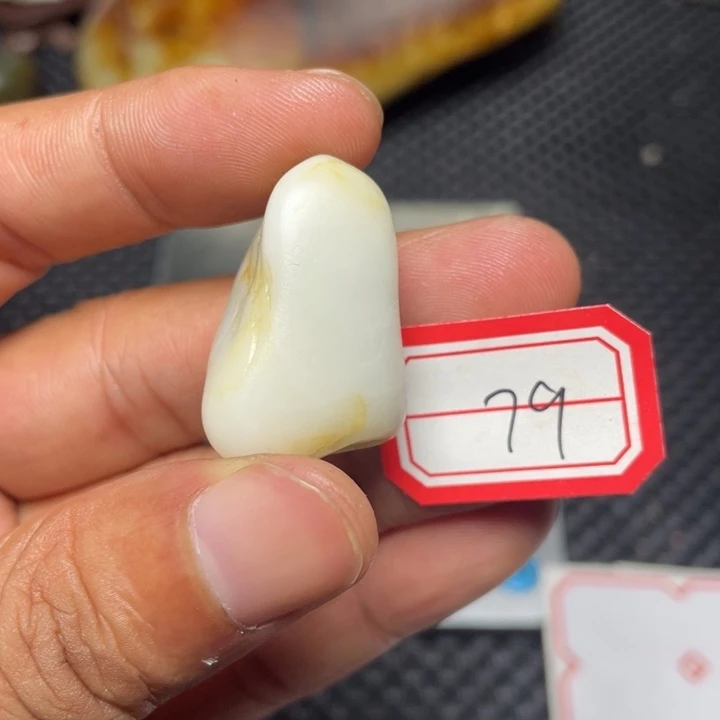颈饰未镶嵌和田玉79