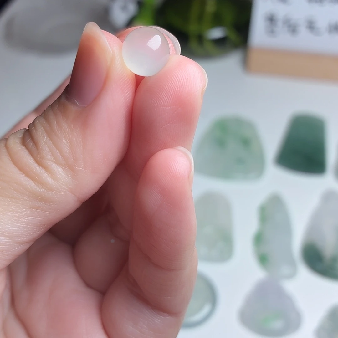 颈饰未镶嵌翡翠缅甸天然翡翠A货