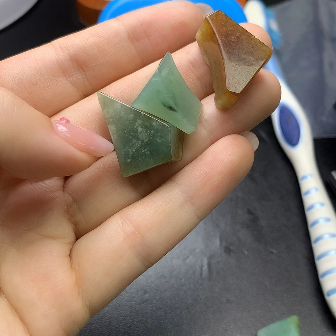 翡翠未镶嵌颈饰翡翠吊坠未镶嵌