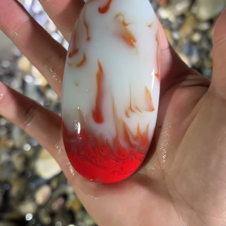 和田玉（糖玉）未镶嵌珠宝奇石