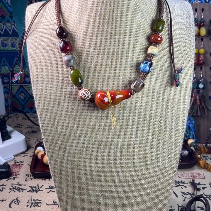 玛瑙/玉髓未镶嵌颈饰