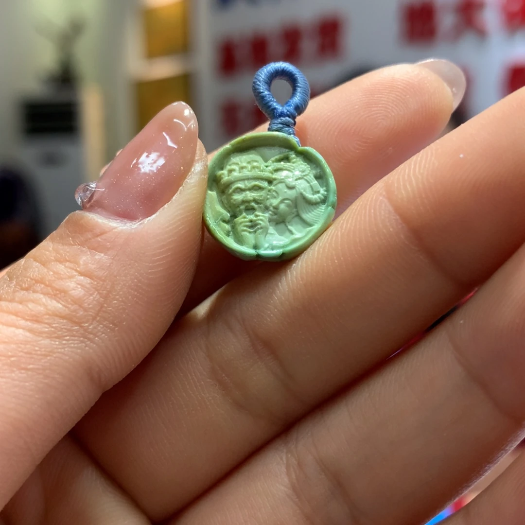 绿松石配饰未镶嵌