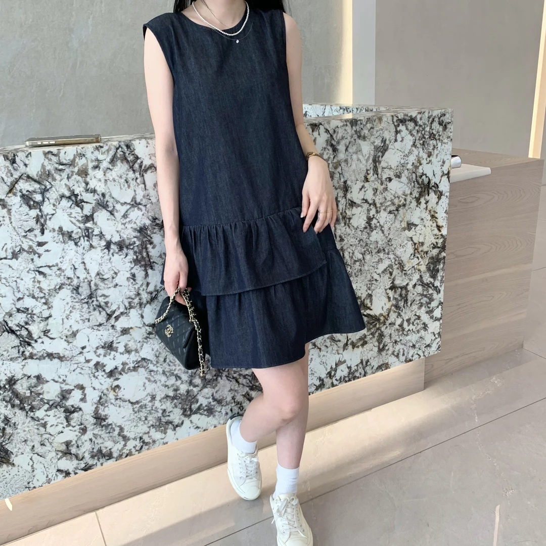 新款复古圆领天丝牛仔背心裙夏季女宽松显瘦连衣裙百褶裙子LY007